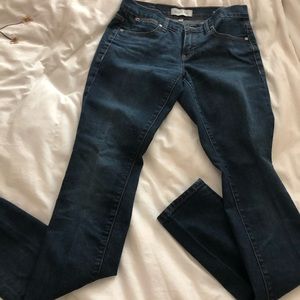 Women’s size 26 Henry & Belle jeans